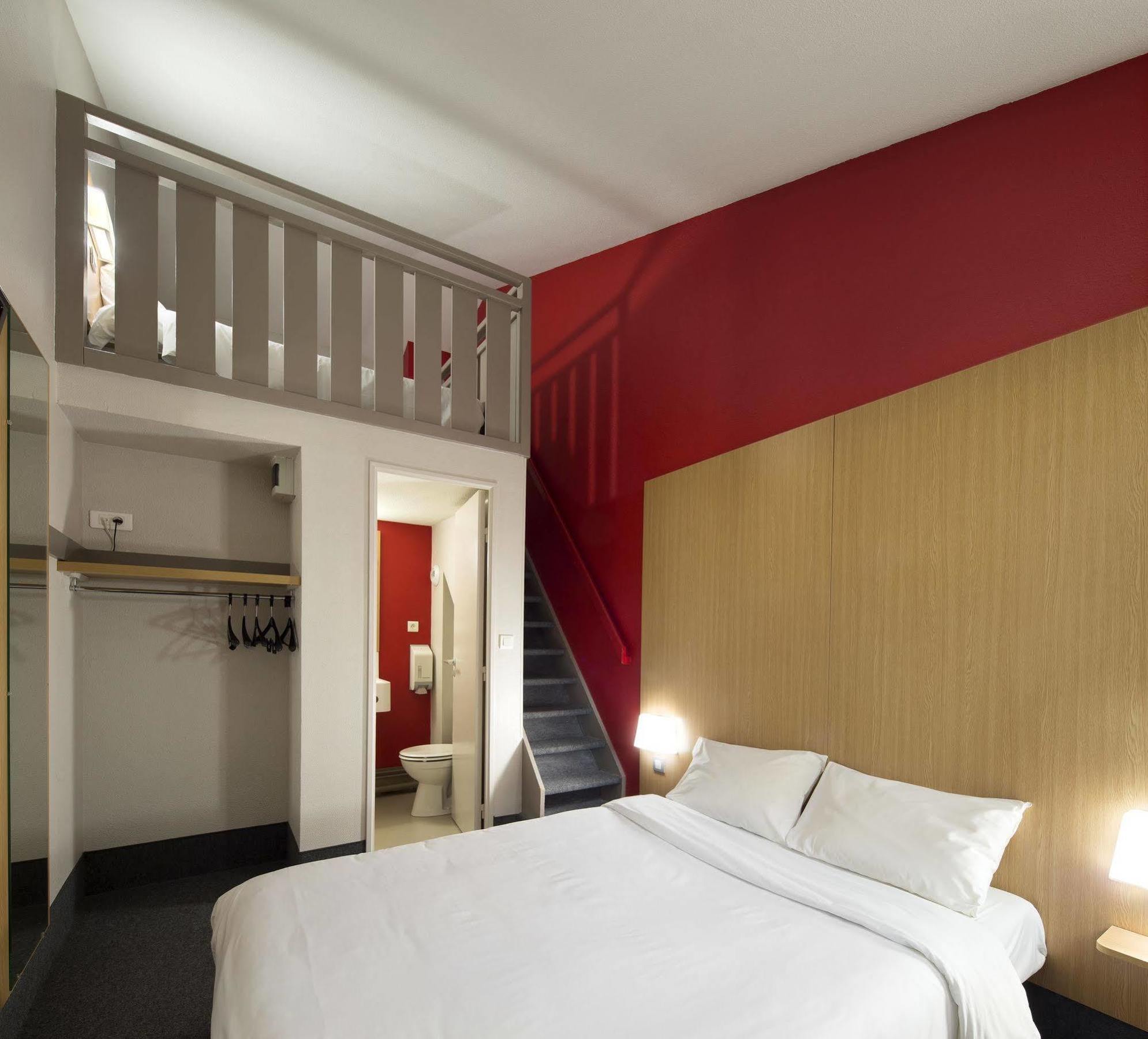 B&B Hotel Laval Change מראה חיצוני תמונה